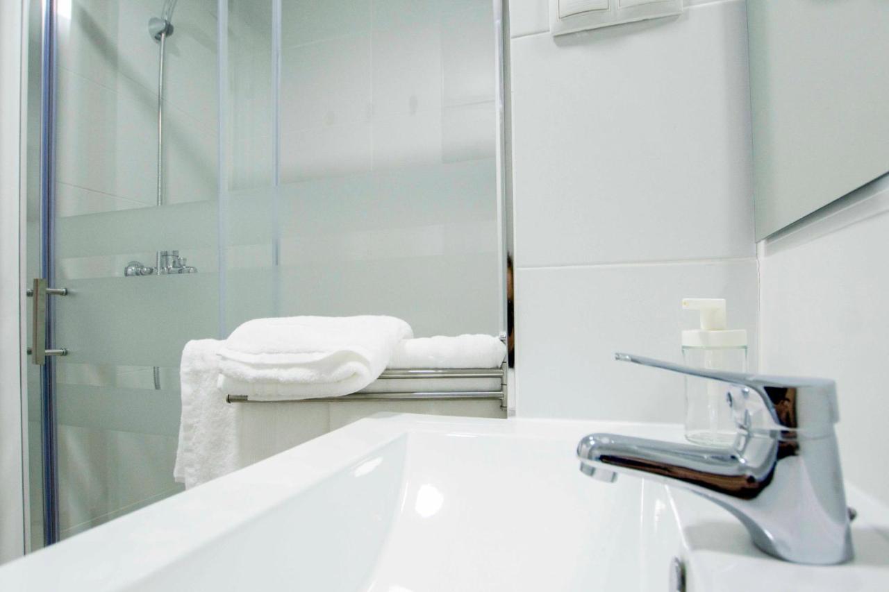 Apartamentos Los Alamos Sardinero توريمولينوس المظهر الخارجي الصورة