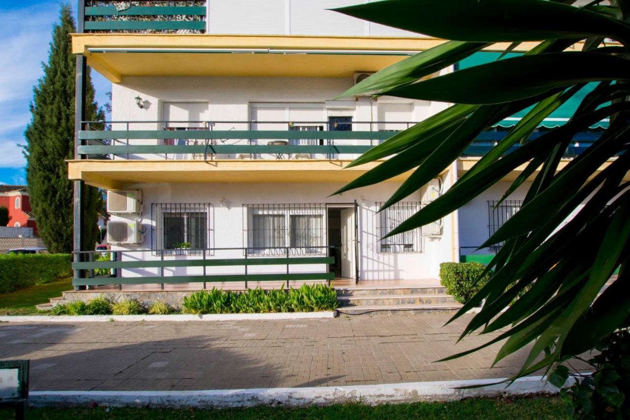Apartamentos Los Alamos Sardinero توريمولينوس المظهر الخارجي الصورة