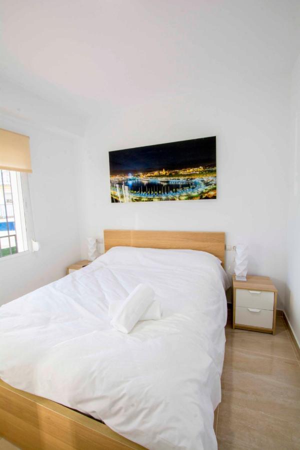 Apartamentos Los Alamos Sardinero توريمولينوس المظهر الخارجي الصورة